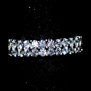 http://www.joyeriascuetara.com/204-thickbox/sortija-oro-blanco-y-brillantes.jpg