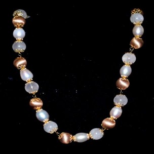 http://www.joyeriascuetara.com/214-thickbox/gargantilla-oro-y-piedras.jpg