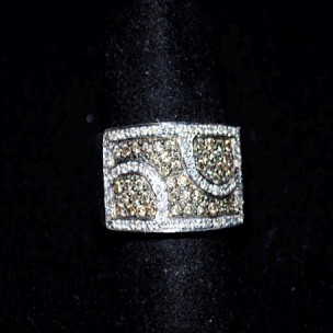 http://www.joyeriascuetara.com/253-thickbox/sortija-oro-blanco-y-brillantes.jpg
