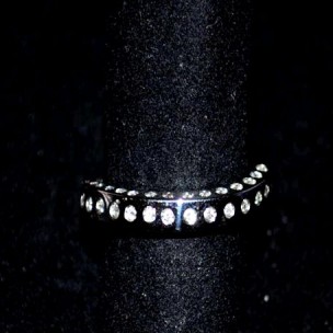 http://www.joyeriascuetara.com/257-thickbox/sortija-de-oro-blanco-y-brillantes.jpg