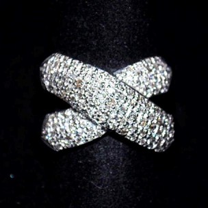 http://www.joyeriascuetara.com/271-thickbox/sortija-en-oro-blanco-y-brillantes.jpg