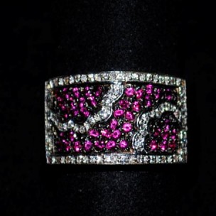 http://www.joyeriascuetara.com/272-thickbox/sortija-de-oro-y-brillantes.jpg