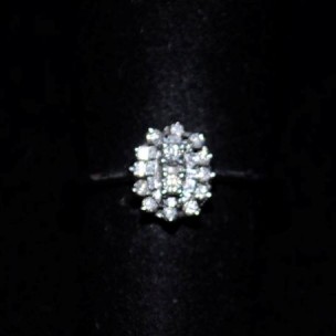 http://www.joyeriascuetara.com/277-thickbox/sortija-en-oro-blanco-y-brillantes.jpg